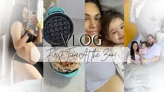 WEEKEND VLOG! Baby's first outing at the Zoo! + BLW BlueBerry Waffle Recipe + Life As A Mum