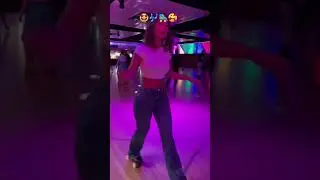 Sabrina Steward rollerskating (Kira Kosarin look-a-like)