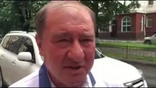 Зампред Меджлиса Ильми Умеров вышел с допроса ФСБ. 26.05.2016