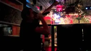 Alice In Chains - Man In the Box (Drunken Karaoke)