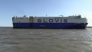 Boats and Ships passing the St Simons Pier