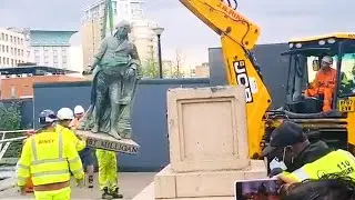 Statue of Slave Trader Robert Milligan Gets Removed by Authorities in London