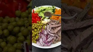 Салат с говядиной и овощами. Подробный рецепт в описании.
