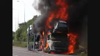 СГОРЕЛА ФУРА С МАШИНАМИ