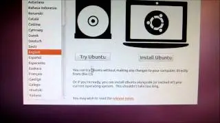 Ubuntu 10.10 - A quick look at Linux running from a live CD