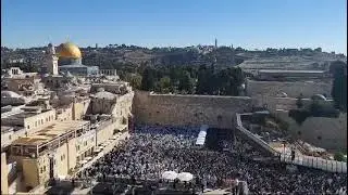 عشرات الآلاف من المستوطنين يؤدون صلاة 