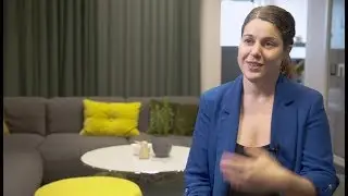 Natasha läste Informationslogistik vid Linnéuniversitetet