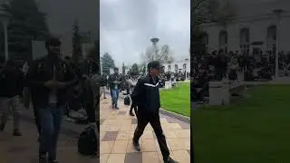 В пятницу был приятно удивлен сколько ходят в мечеть в Алмате 🕌