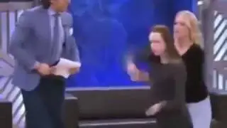 ШУРЫГИНА РУГАЕТСЯ