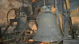 Assendelft NL: Kerkklokken Katholieke St. Odulphuskerk (Plenum)