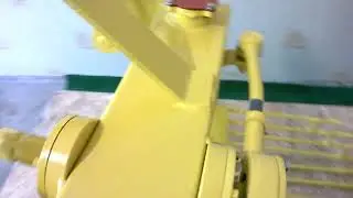 Картофелекопач А9. А9 жовтого коліру