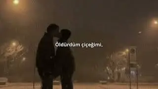 öldürdüm çiçeğimi, yaşatamadım... (sözleri)
