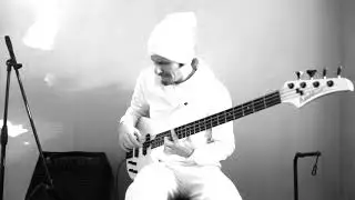 Linkin Park - One More Light (Solo bass cover by Sasha Drabov)