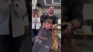 Cabelo tem muito valor . Corte de cabelo cacheado. Arrasou no look. 