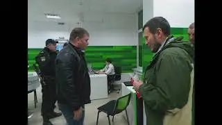 Приватбанк блокирует карты правозащитников - Руслан Бабариков