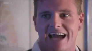 1990 Gazza & Lindisfarne Fog on the Tyne