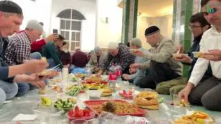 Разговение в Мечети Хамза