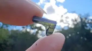 NESSE LUGAR TEM PEDRAS PRECIOSAS