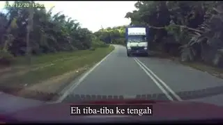 Lori hampir rempuh kereta..! Abang lori cover semua !