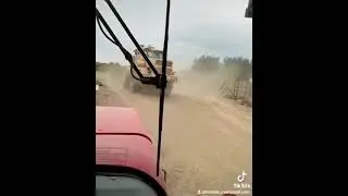 Кировец К 701 с прицепом