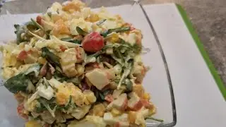 САЛАТ-КРАБОВЫЕ ПАЛОЧКИ с ягодами и фруктами