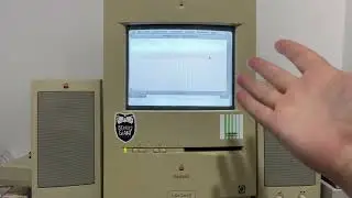 Macintosh Color Classic II demo