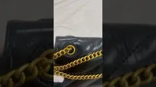 BALENCIAGA medium Crush shoulder сумка