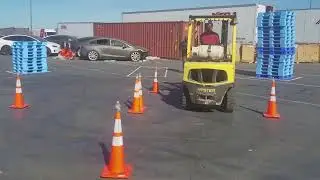 Forklift driving and operating training #forklifter