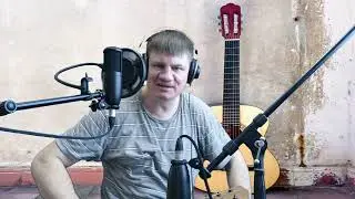 Весной тополя все в пуху*