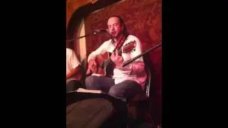 Amor de voceador, Fernando Delgadillo