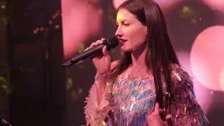Destination & I Like to move it  - GLAV BAND
