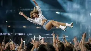 Beyoncé's Mid Air Malfunction at Cowboy Carter Concert | Celebrity News Podcast