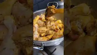 sylheti / chicken  bhuna  curry