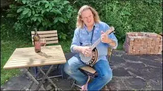 »Have Fun Tonight« played with my Banjolele. It will be released on my new album »Ramblin' Man«