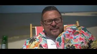 Herman Bakhuis - Zon Bier en Wijn (Official Videoclip)