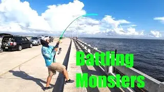 Battling giants at skyway fishing pier!! (Spanish Mackerel on 🔥)