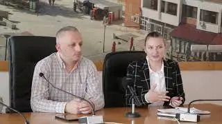Emilija Milenković, programska direktorka NSNP, dijalog mladih i donosilaca odluka u Bujanovcu.