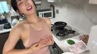 Korean Girl Cooking | Eunyoung1238 Afreecatv 2025 10 05 한가위래영🌝 새댁놀이 ,, ,,♡ Tight Dress