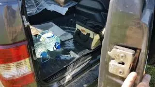 (-) #02 UAZ Patriot 2021 Quirks. Tailgate (the problem went away on its own)