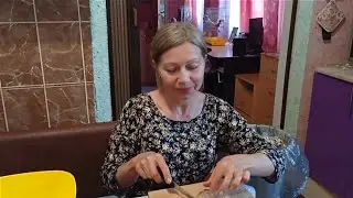 Хлопоты в селе не заканчиваются. Мой огород и понравилась ли мне краска белая для окон😃