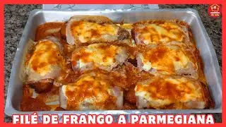 FILÉ DE FRANGO A PARMEGIANA A MODA GENTIL