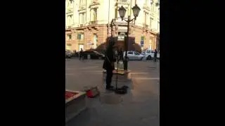Второй Шаляпин, поющий на Кузнецком мосту!!!!