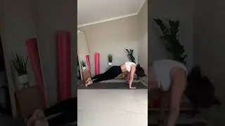 Напоминание подвигаться, здоровый позвоночник сам себя не сделает! 