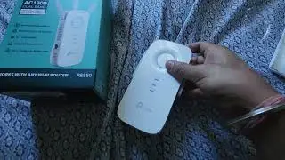 Unboxing of TP-Link AC1900 WiFi Extender