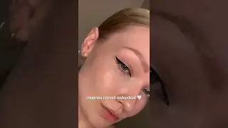 Стрелки с белой подводкой 🤍 