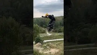 Begode Blitz is quickly becoming my favorite jump wheel #jump #electricunicycle #monowheel #kazoora