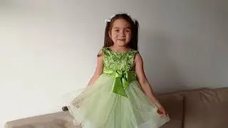стих "маленький зайчонок" читает Амина Халитова 5 лет