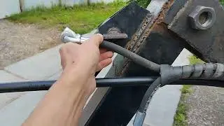Самодельный минипогрузчик экскаватор. Обзор.