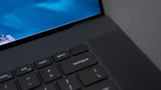 Dell XPS 17 9700 Review — Excellent Windows Laptop!