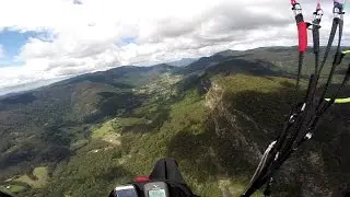 Paragliding Airdesign Pure 3 into the Jurassic Valley